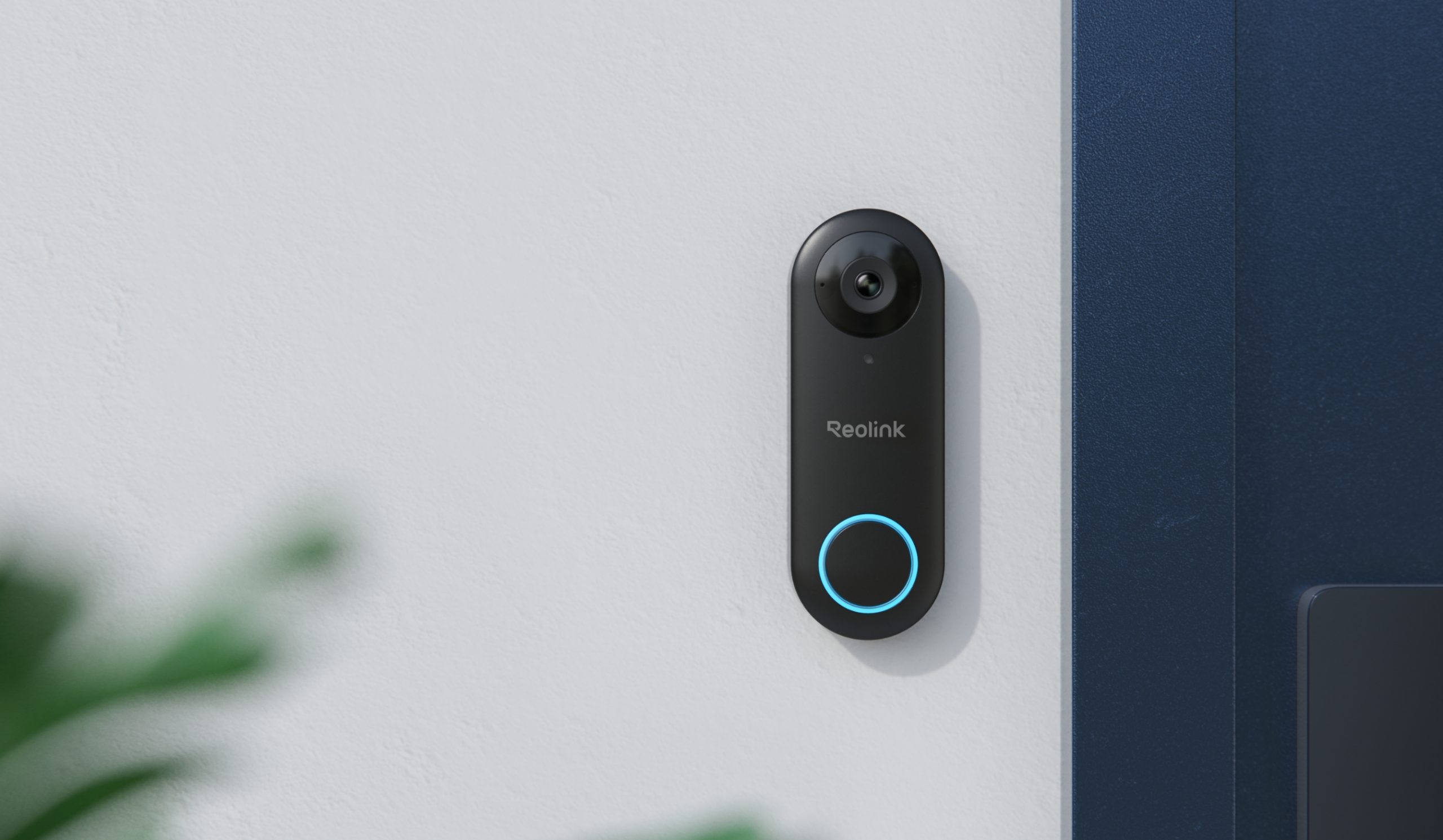Reolink Video Doorbell WiFi nero installato all'ingresso